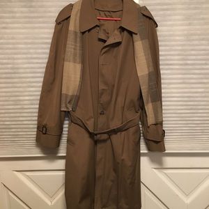 Men’s rain dress overcoat